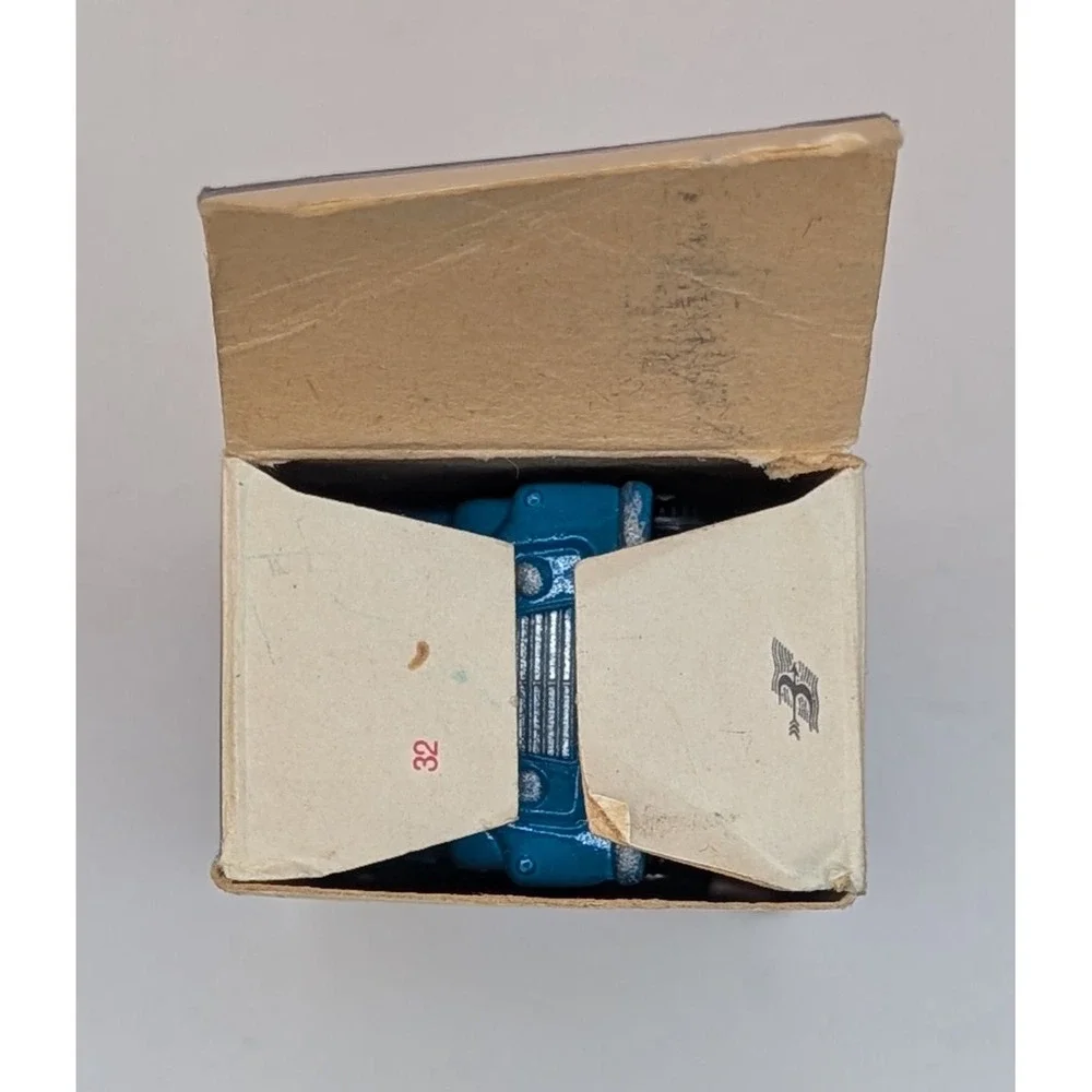 Vintage Matchbox No 47 Lyons Maid Ice-Cream Mobile Shop Lesney Blue England Box